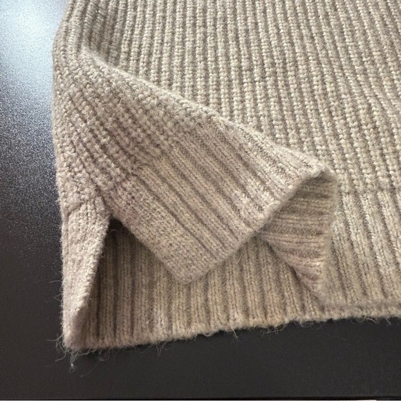 Talbots Sweater V-Neck Split Hem Women's Tan Size Medium Shawl Collar - Picture 5 of 7